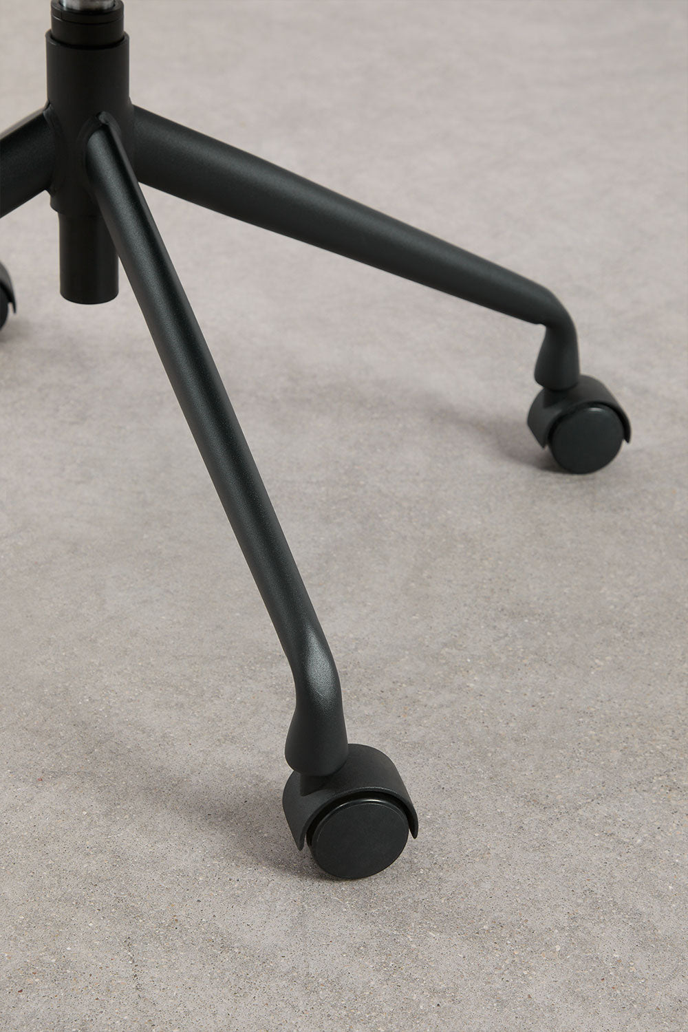 Chaise de bureau avec roulettes et accoudoirs Seifert