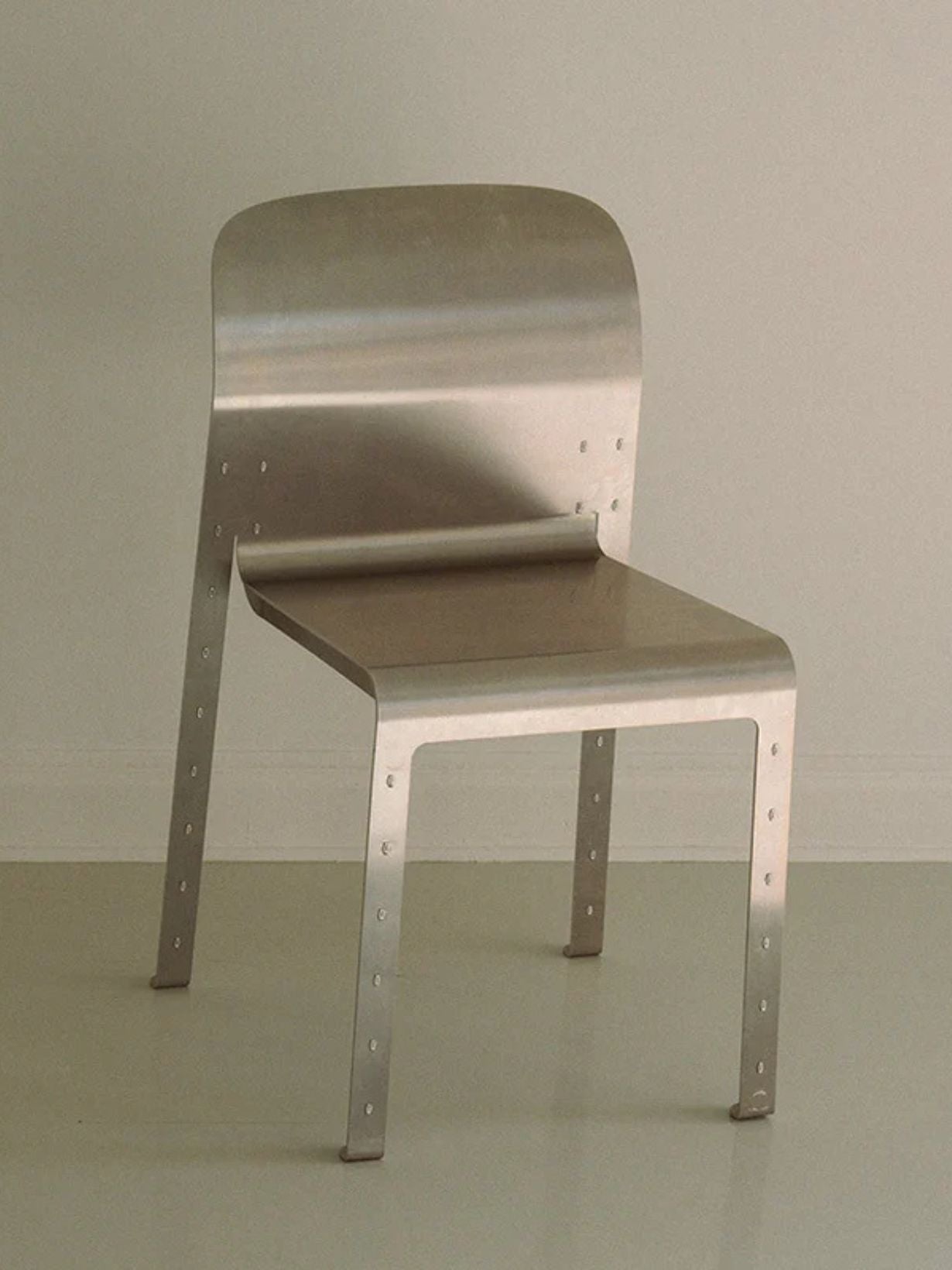 Aluminium Chair, Rivet
