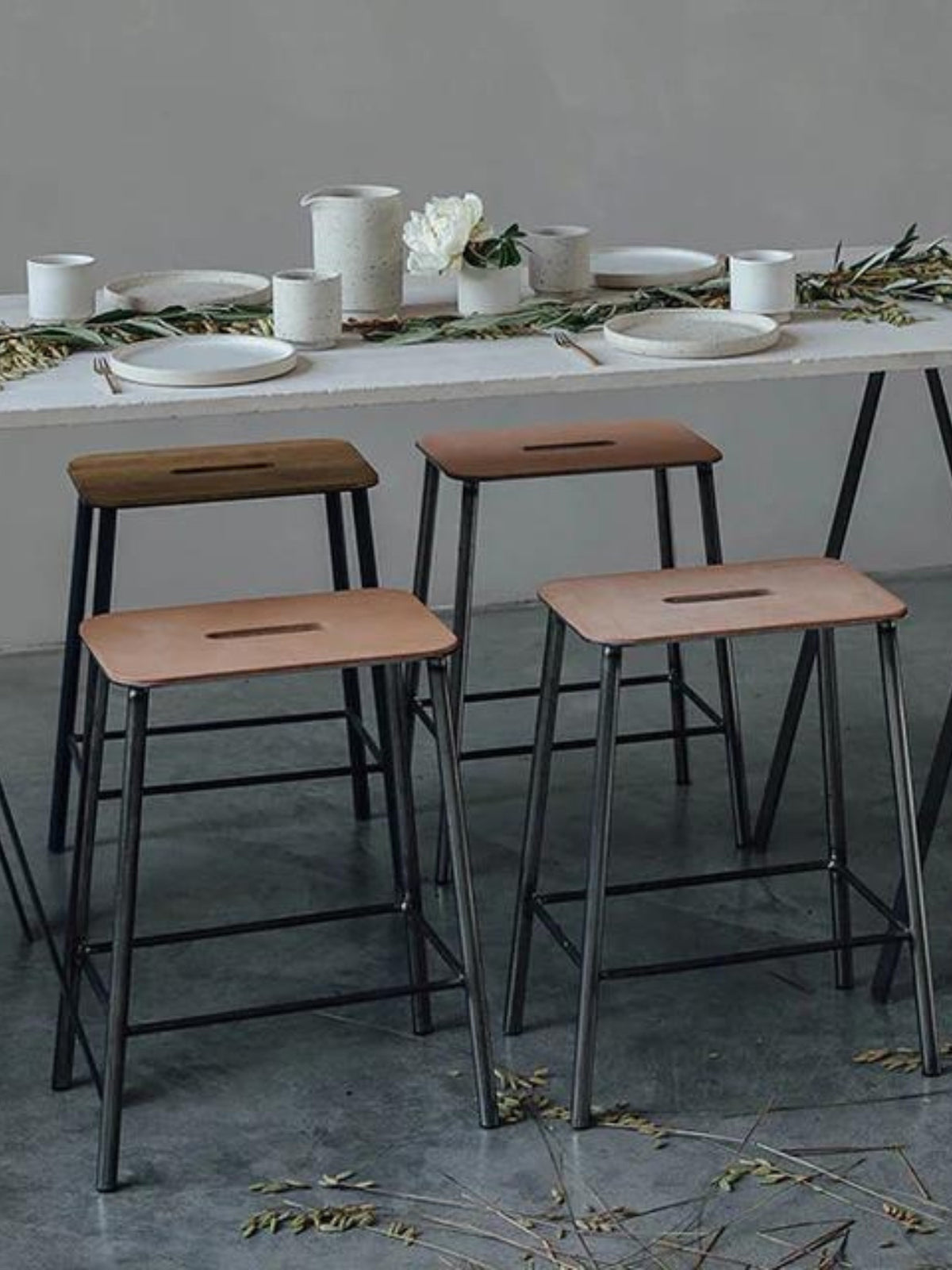 Tabouret, Adam