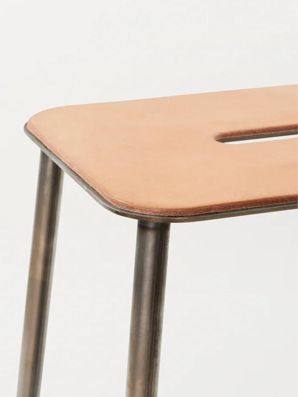 Tabouret, Adam