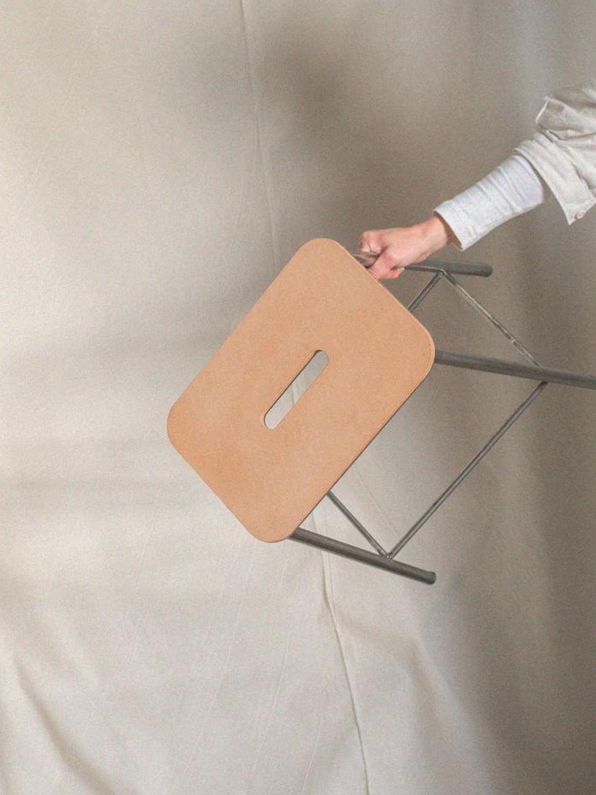 Tabouret, Adam