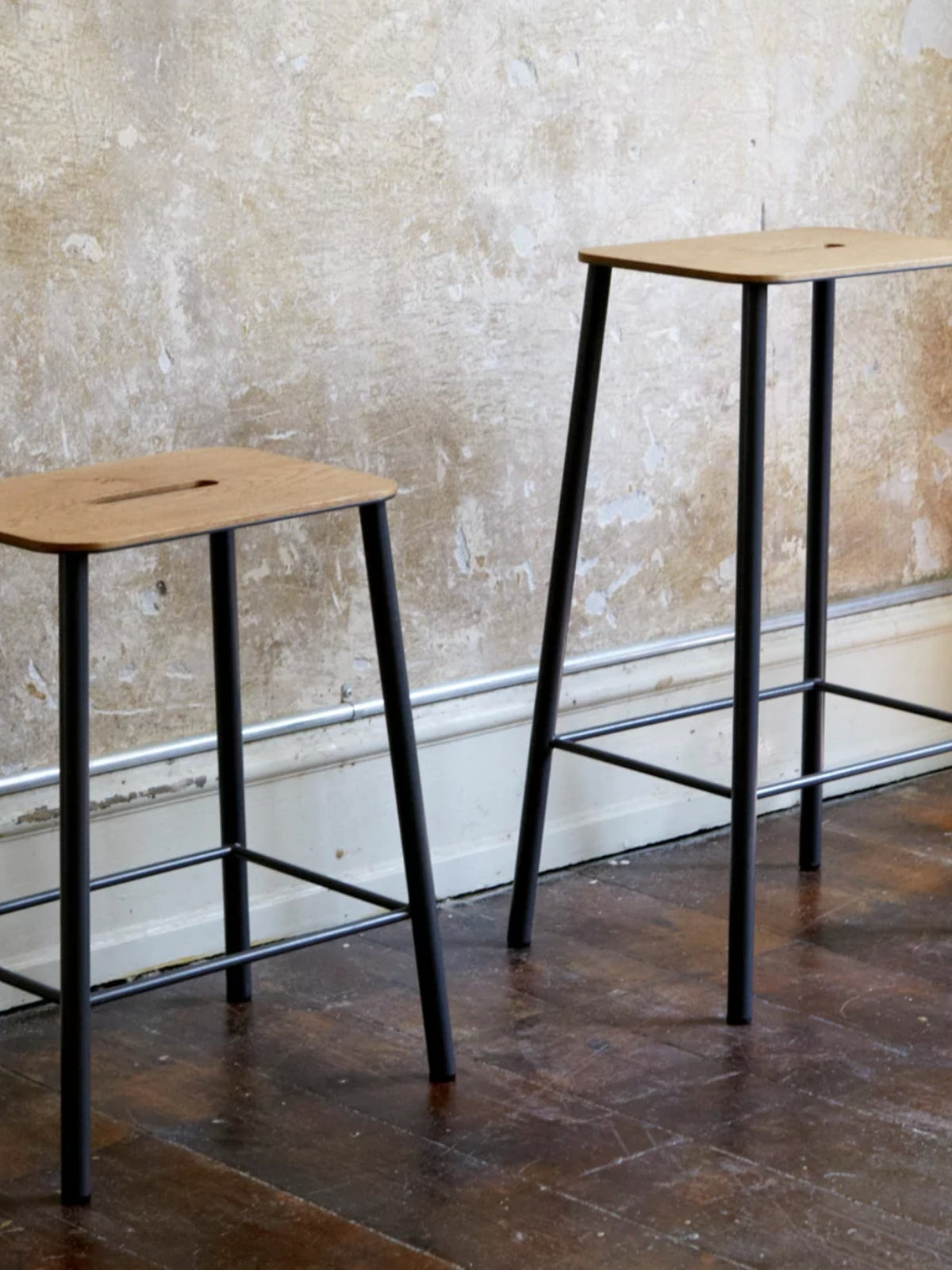 Tabouret, Adam