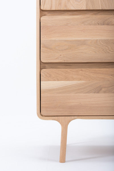 Armoire en bois de chêne massif, Faon