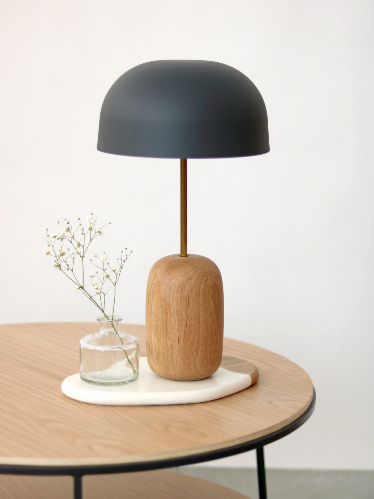Table basse en chêne, Eugénie Taille S