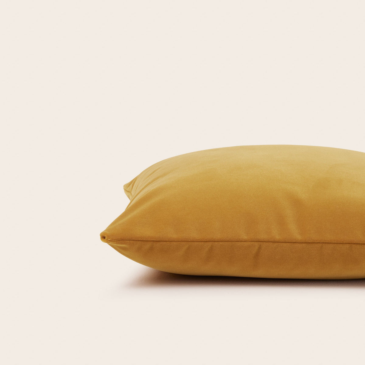 Housse de coussin MATIA ocre | mobile_slider
