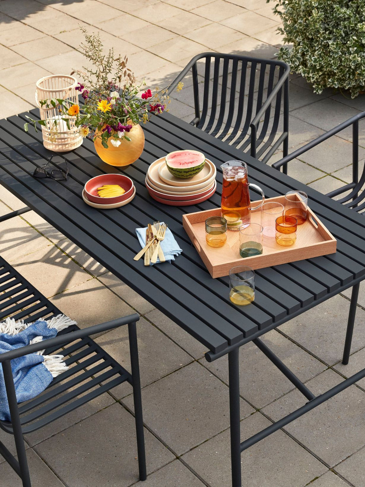 Banc de jardin en métal noir, Villa