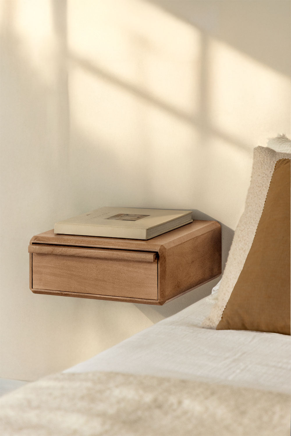 Pack de 2 tables de chevet flottantes 40x30 cm en bois d'acacia Nordilan