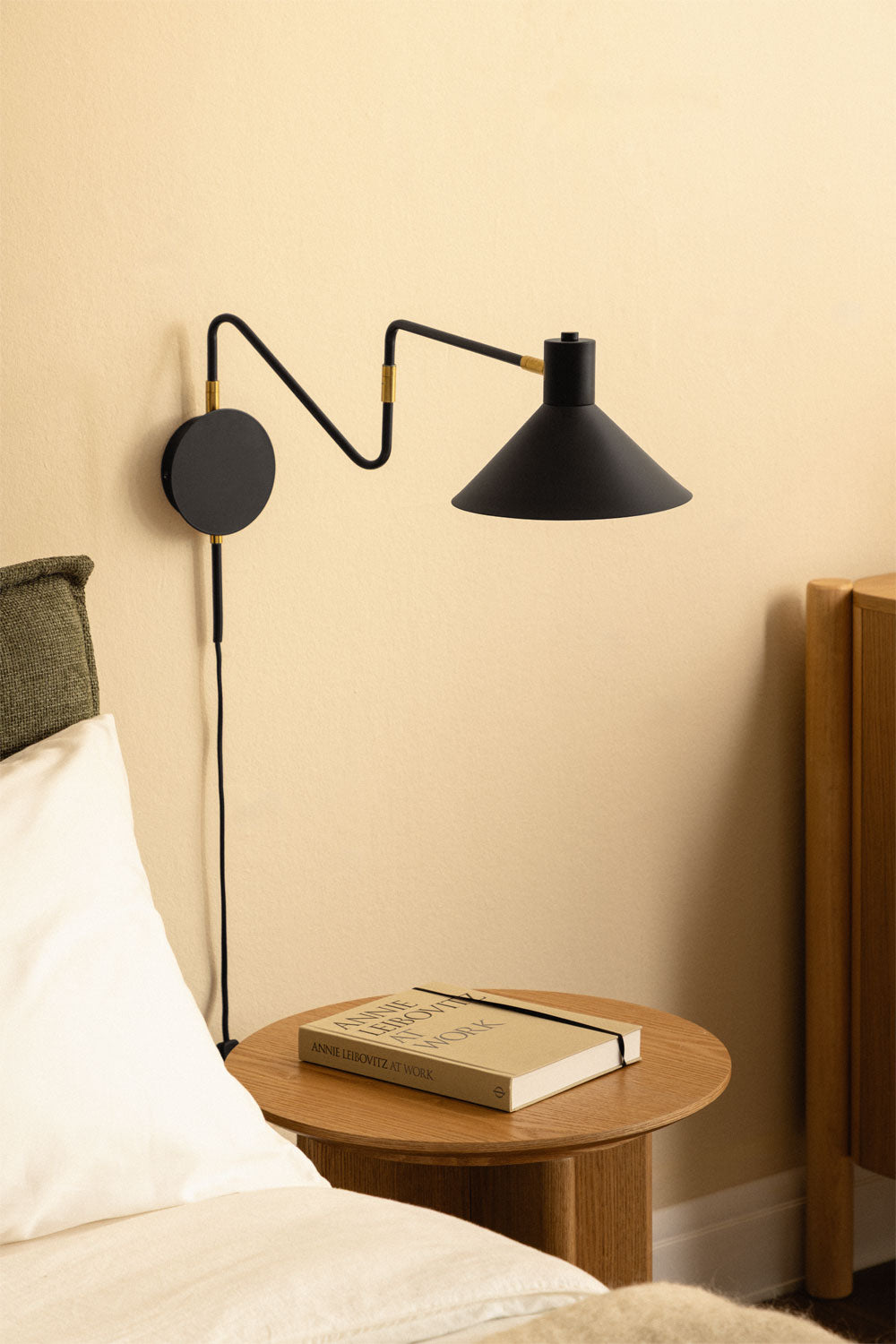 Lampe murale orientable en fer Lizz