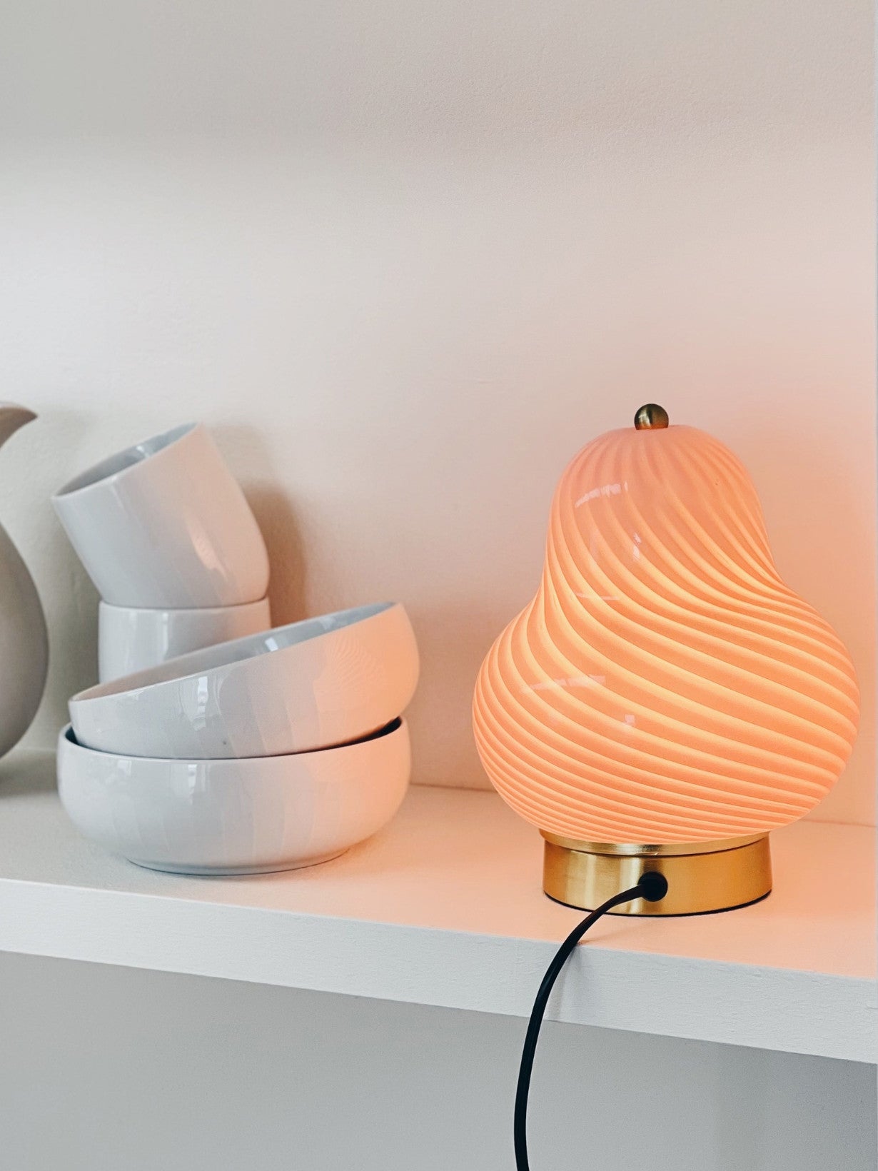 Lampe de table bonbonnière, Lucy