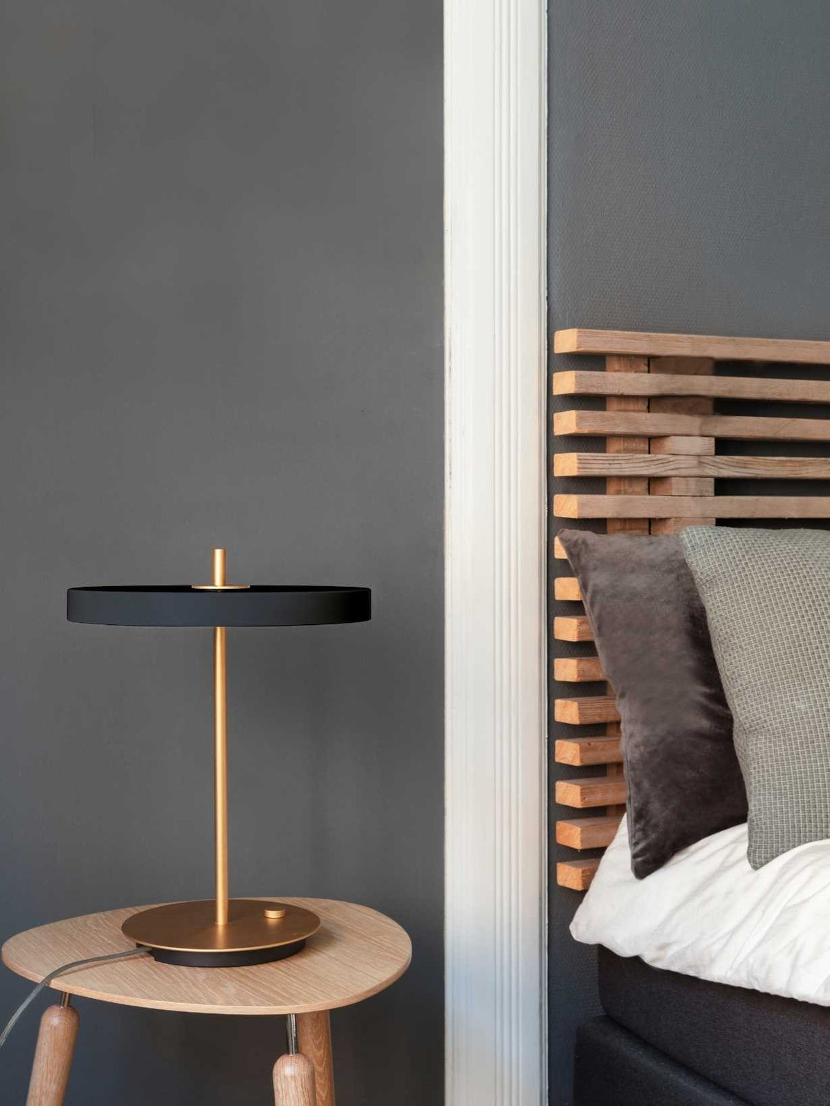 Lampe de table en laiton, Asteria