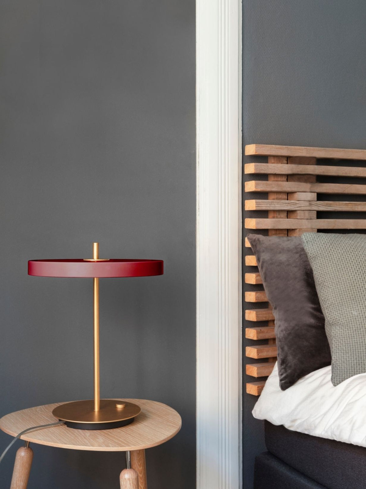 Lampe de table en laiton, Asteria