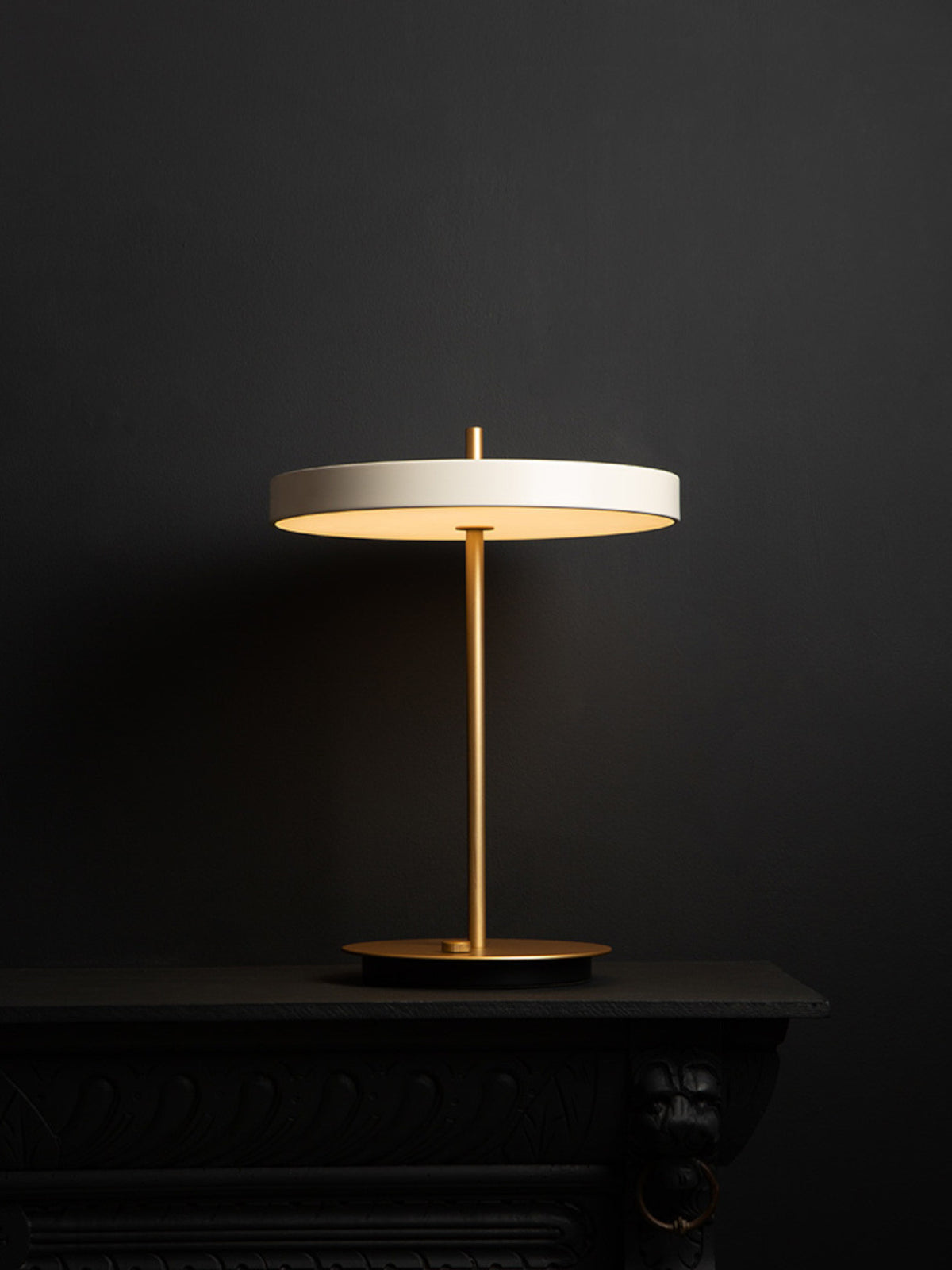Lampe de table en laiton, Asteria