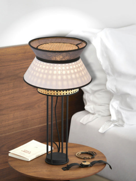 Lampe en métal peint, Singapour