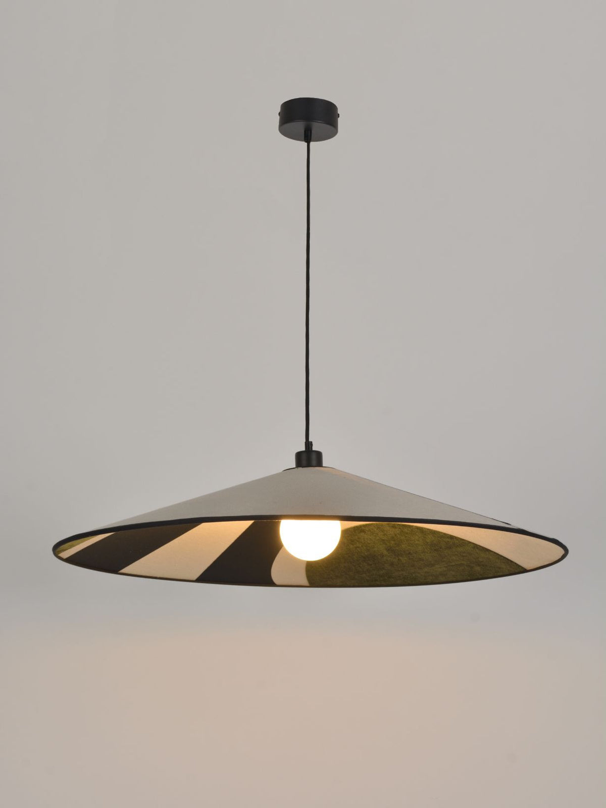 Suspension Seventies, Sonia Laudet