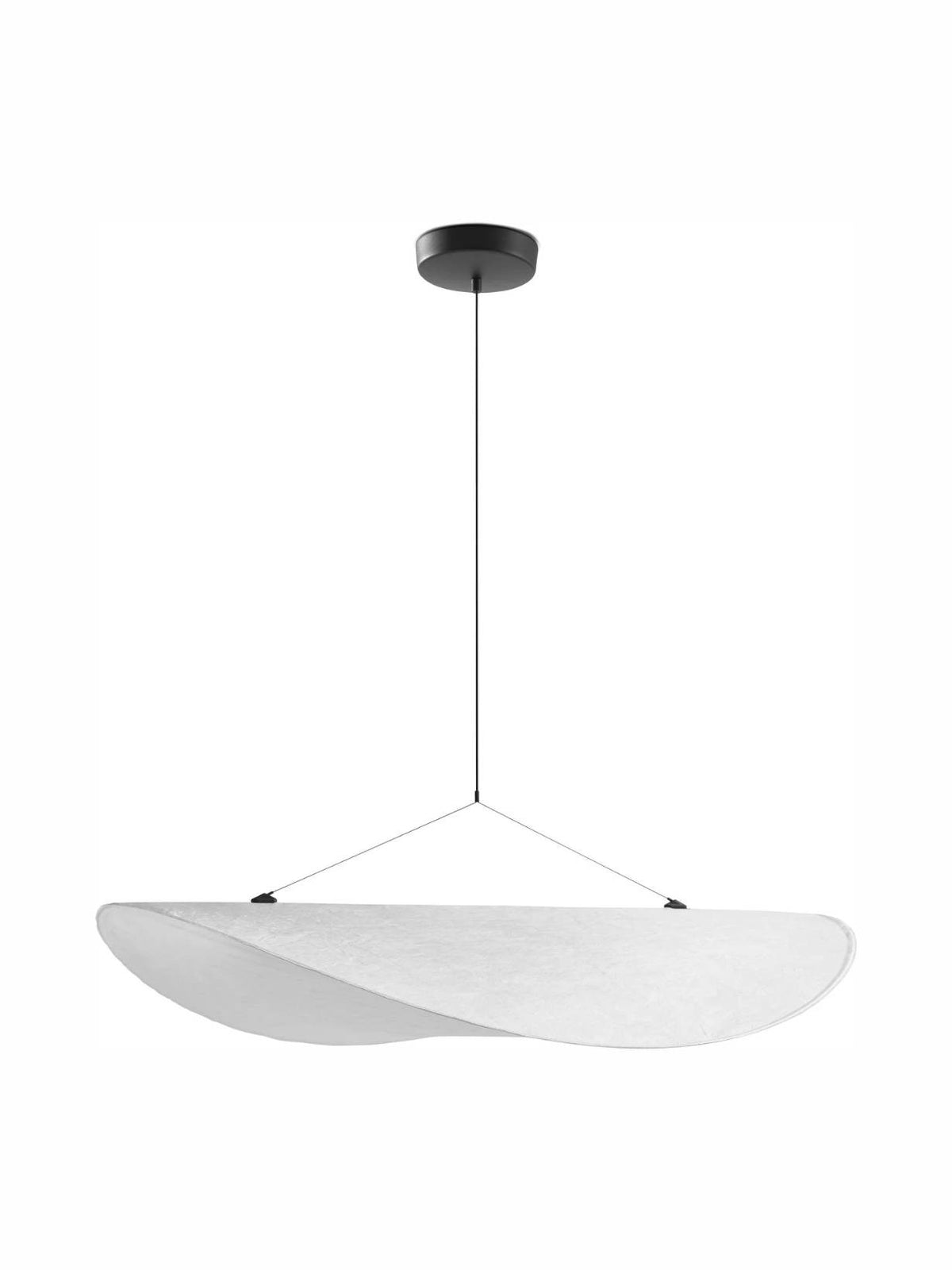 Suspension en tyvek blanc, Tense