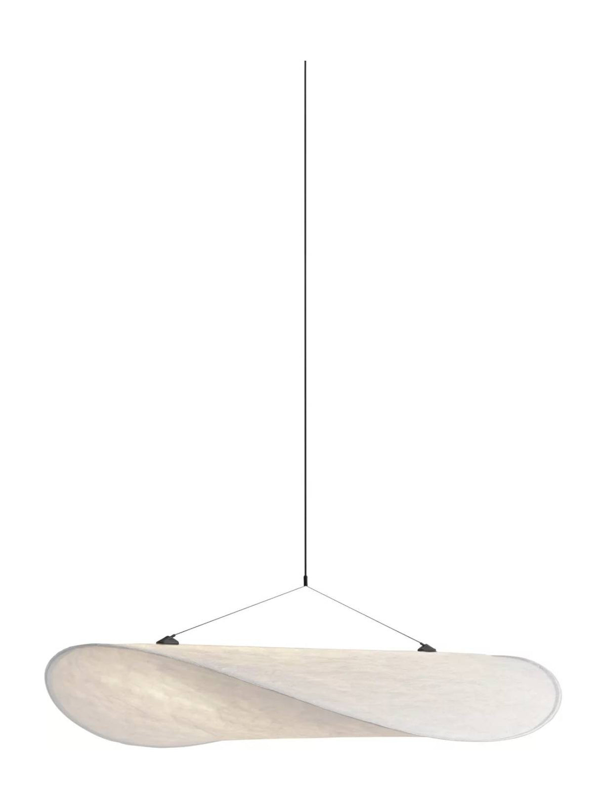 Suspension en tyvek blanc, Tense