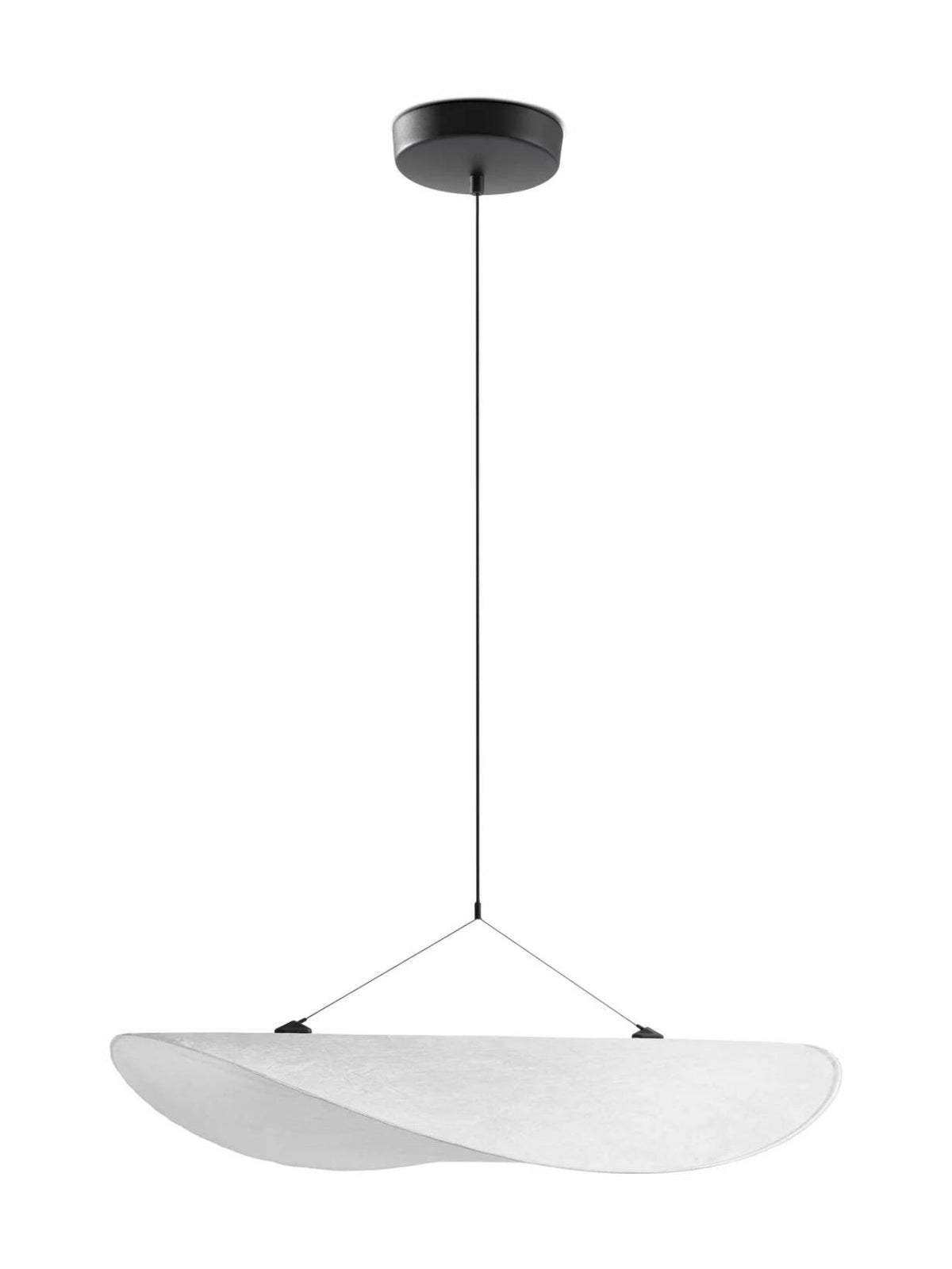 Suspension en tyvek blanc, Tense