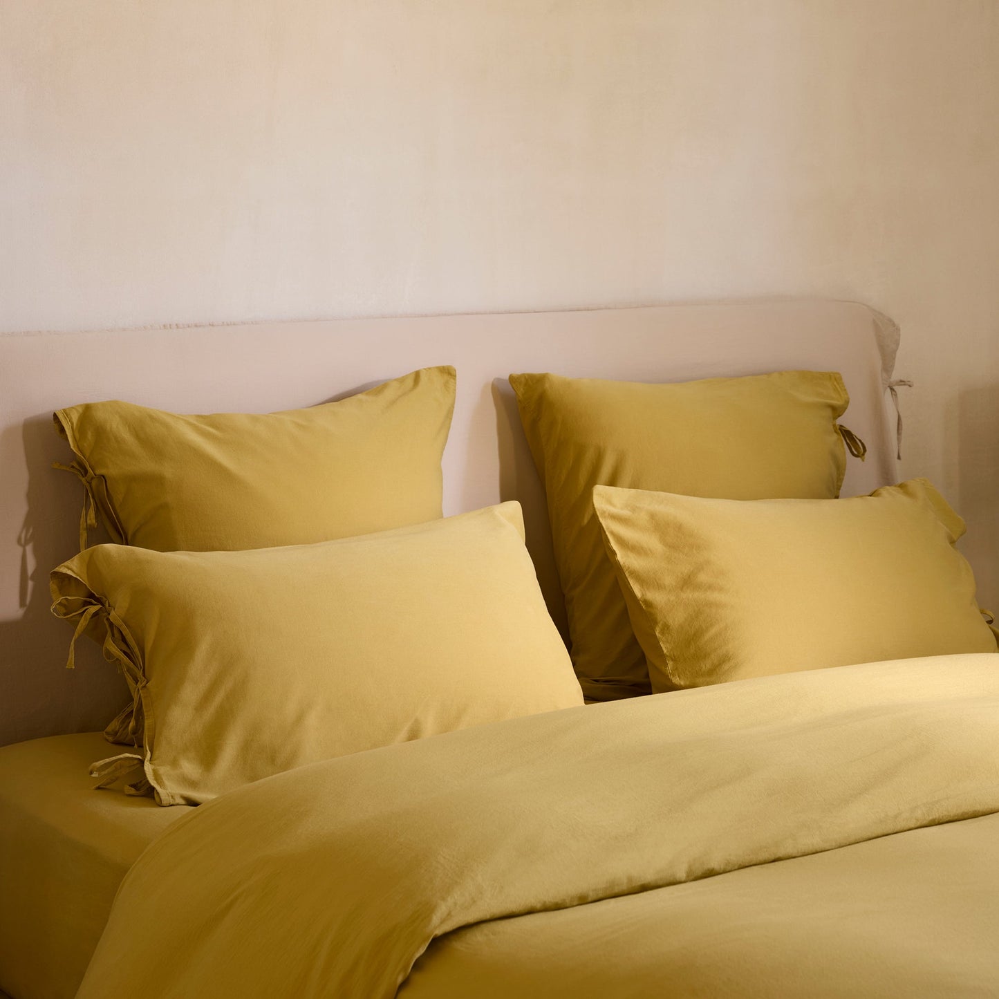 Parure de lit SATHEENE jaune indien