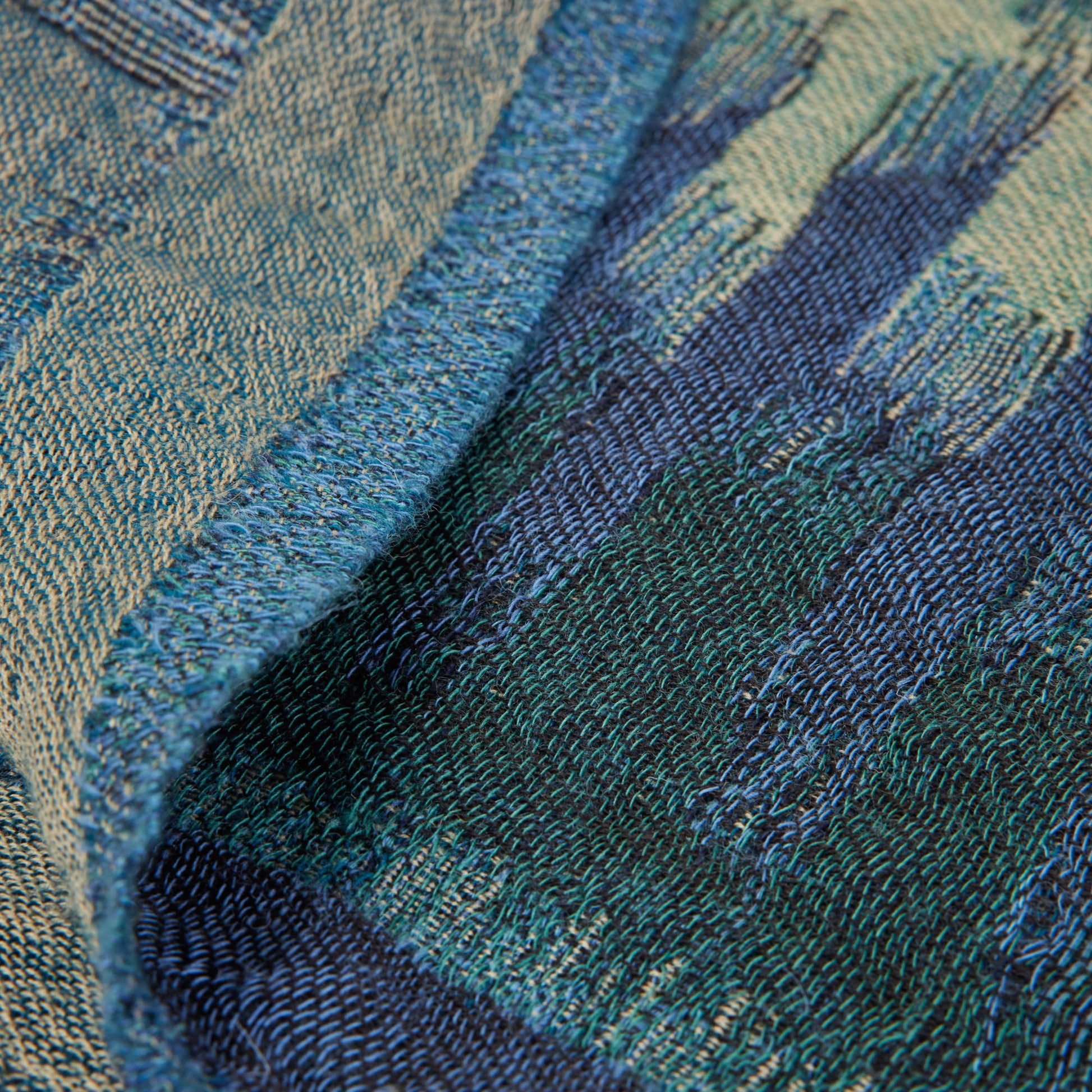 Plaid KHAN indigo | mobile_slider
