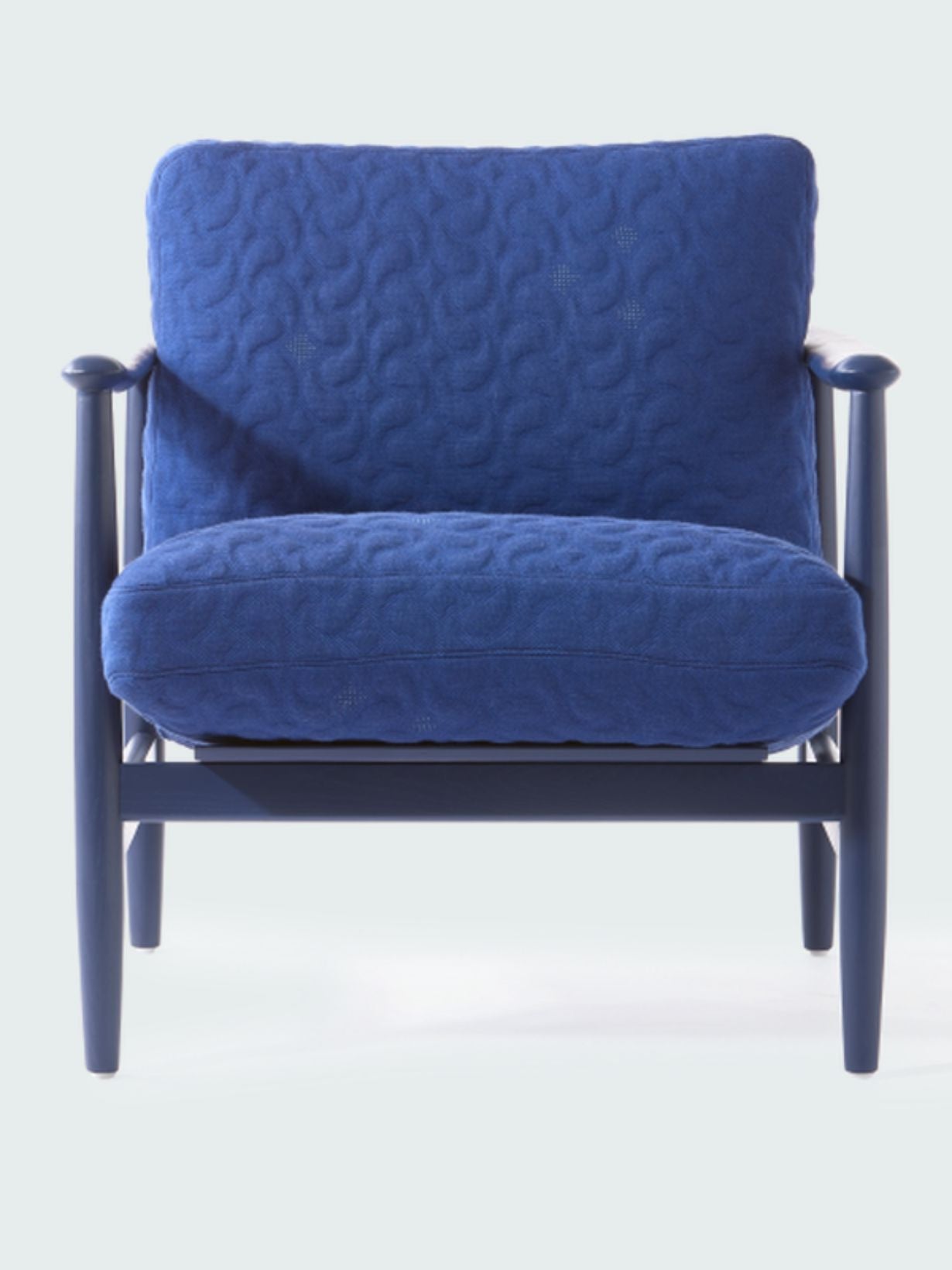 Fauteuil bleu en frêne, Swell Todd