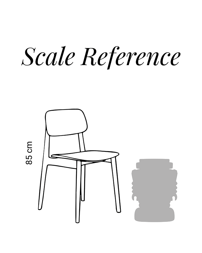 Tabouret en bois sculpté, Robot