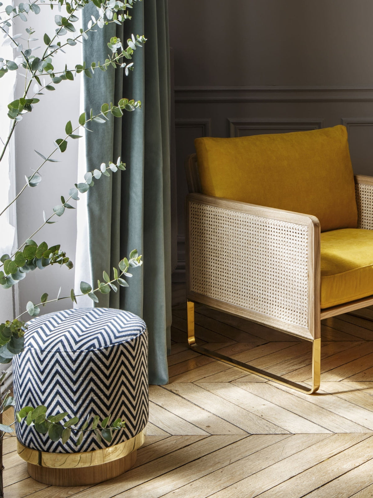 Pouf en velours ou en tissu, Stool