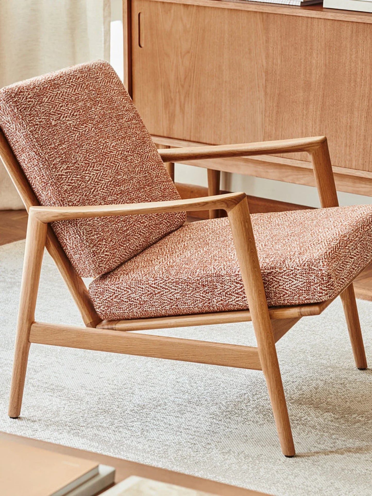 Stefan Lounge Chair in Grain Ciel