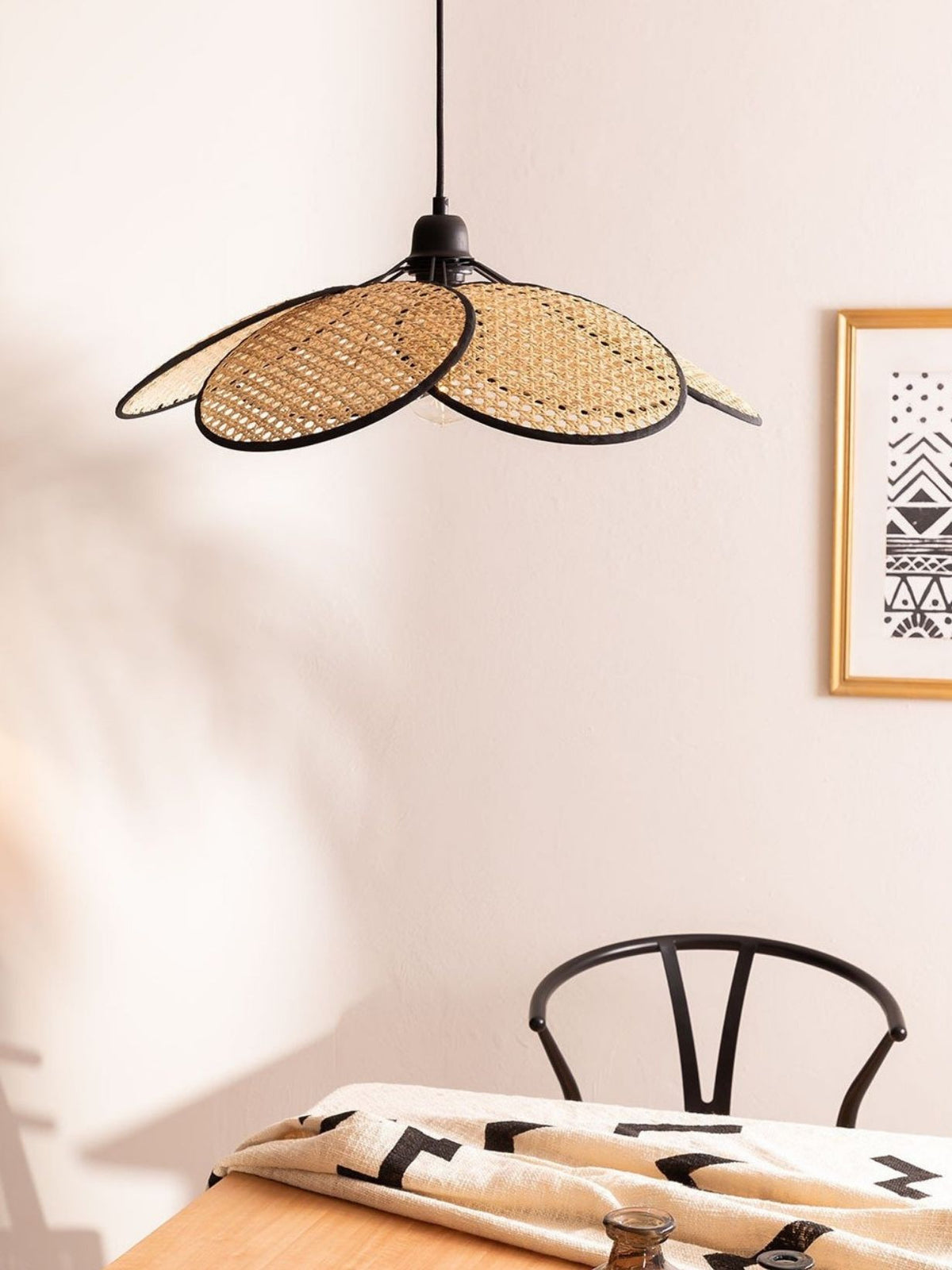 Suspension en cannage naturel ganse noir 73cm, Evasion