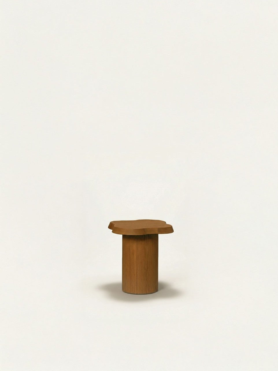 Table d'appoint en bois, Mahaut