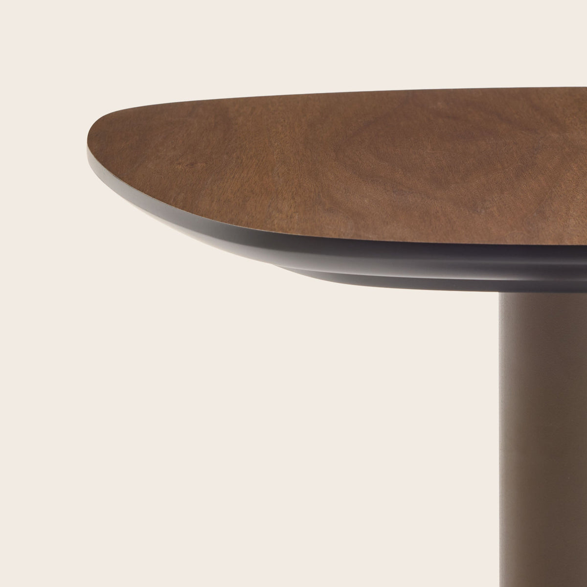 Table d'appoint ISMERIA noyer et bronze
