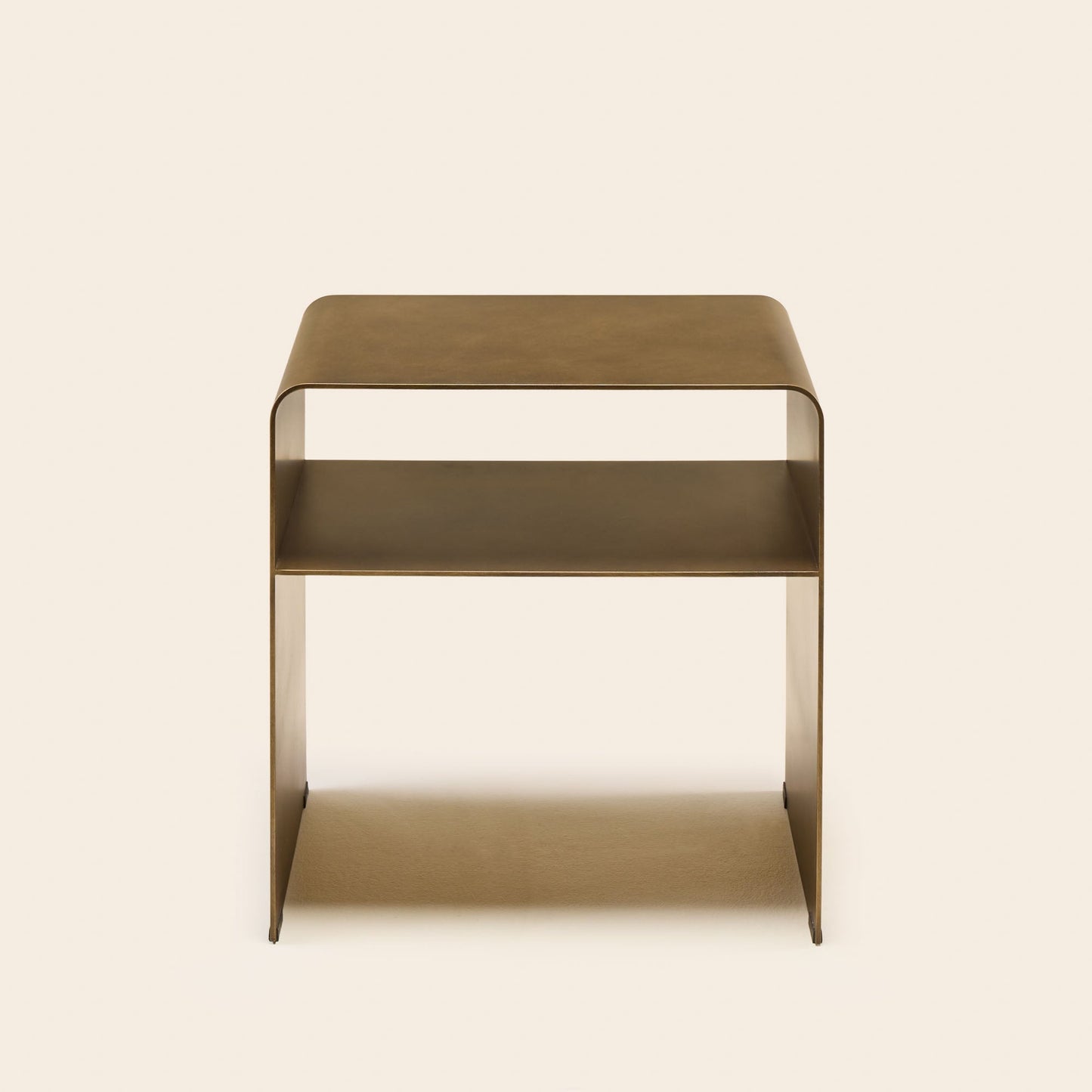 Table de chevet TALIKA laiton