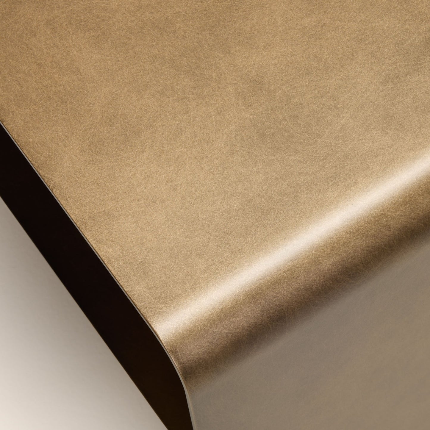 Table de chevet TALIKA laiton