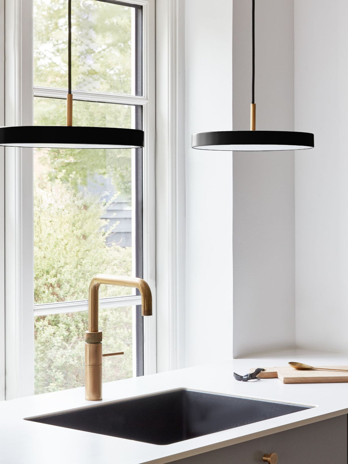 Suspension LED avec détail en laiton, Asteria Mini